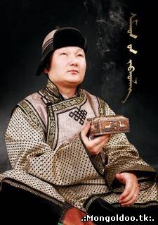 Монгол улсын гавъяат жүжигчин, дуучин Самандын Жавхлан
